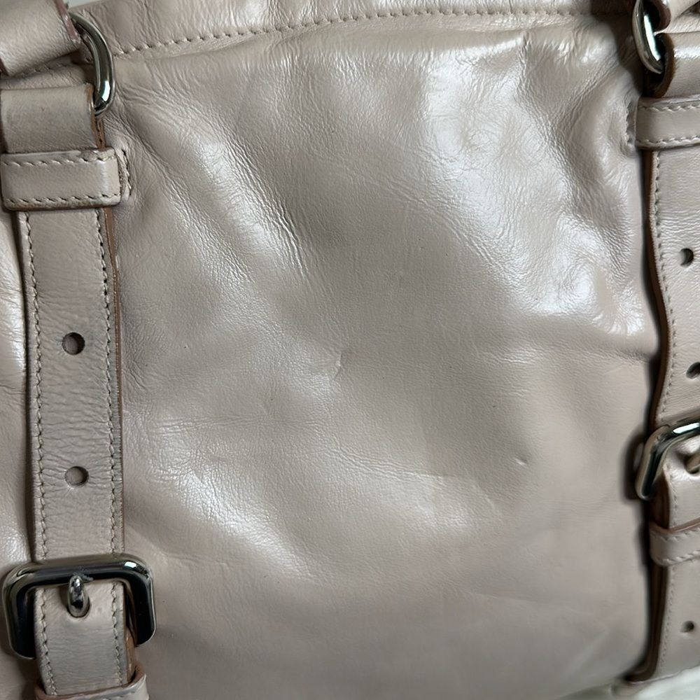 💯 Authentic Prada Tote Handbag🍀 - Picture 15 of 16